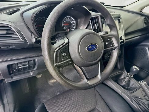 Used 2019 Subaru Crosstrek 2.0i AWD/4WD image 9
