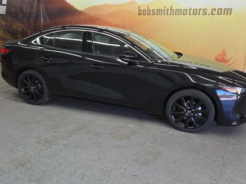 New 2025 MAZDA MAZDA3 2.5 Turbo Sedan w/Premium Plus image 14