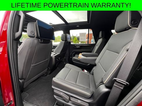 Used 2025 Chevrolet Tahoe Premier AWD/4WD image 20