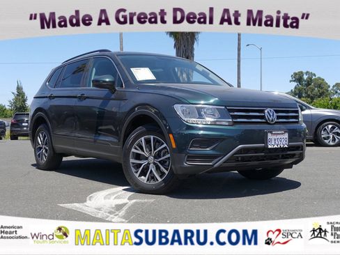Used 2019 Volkswagen Tiguan SE AWD/4WD image 1