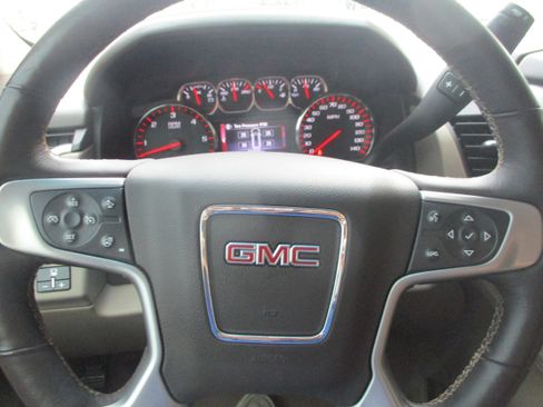 Used 2016 GMC Yukon SLT w/ Open Road Package RWD image 20