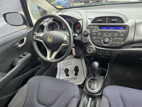 Used 2012 Honda Fit Sport image 9