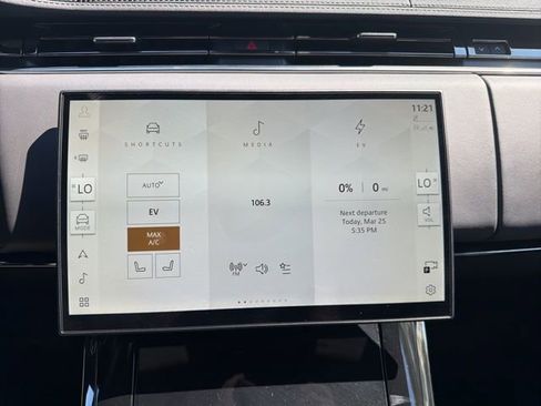 Used 2025 Land Rover Range Rover Sport Dynamic SE image 13