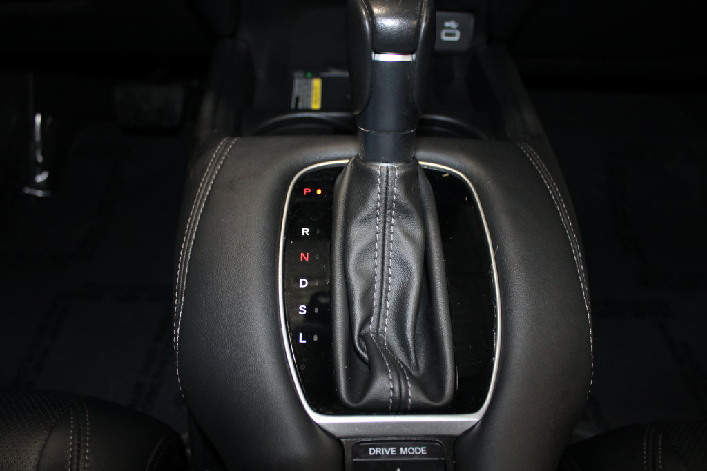 Used 2024 Honda HR-V EX-L image 19