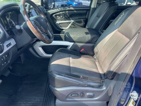 Used 2018 Nissan Titan PRO-4X w/ Pro-4x Utility Package AWD/4WD image 14