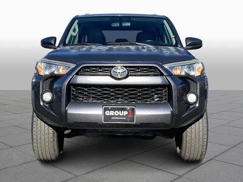 Used 2014 Toyota 4Runner SR5 image 3