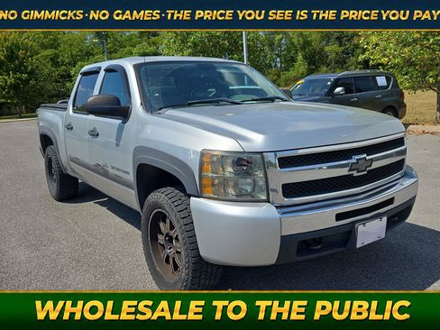 Used 2011 Chevrolet Silverado 1500 LS AWD/4WD image 1