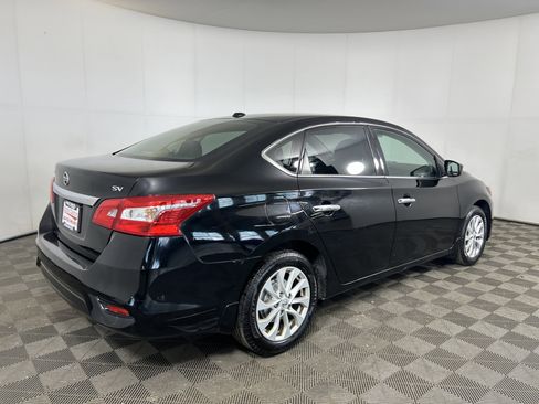 Used 2018 Nissan Sentra SV image 5