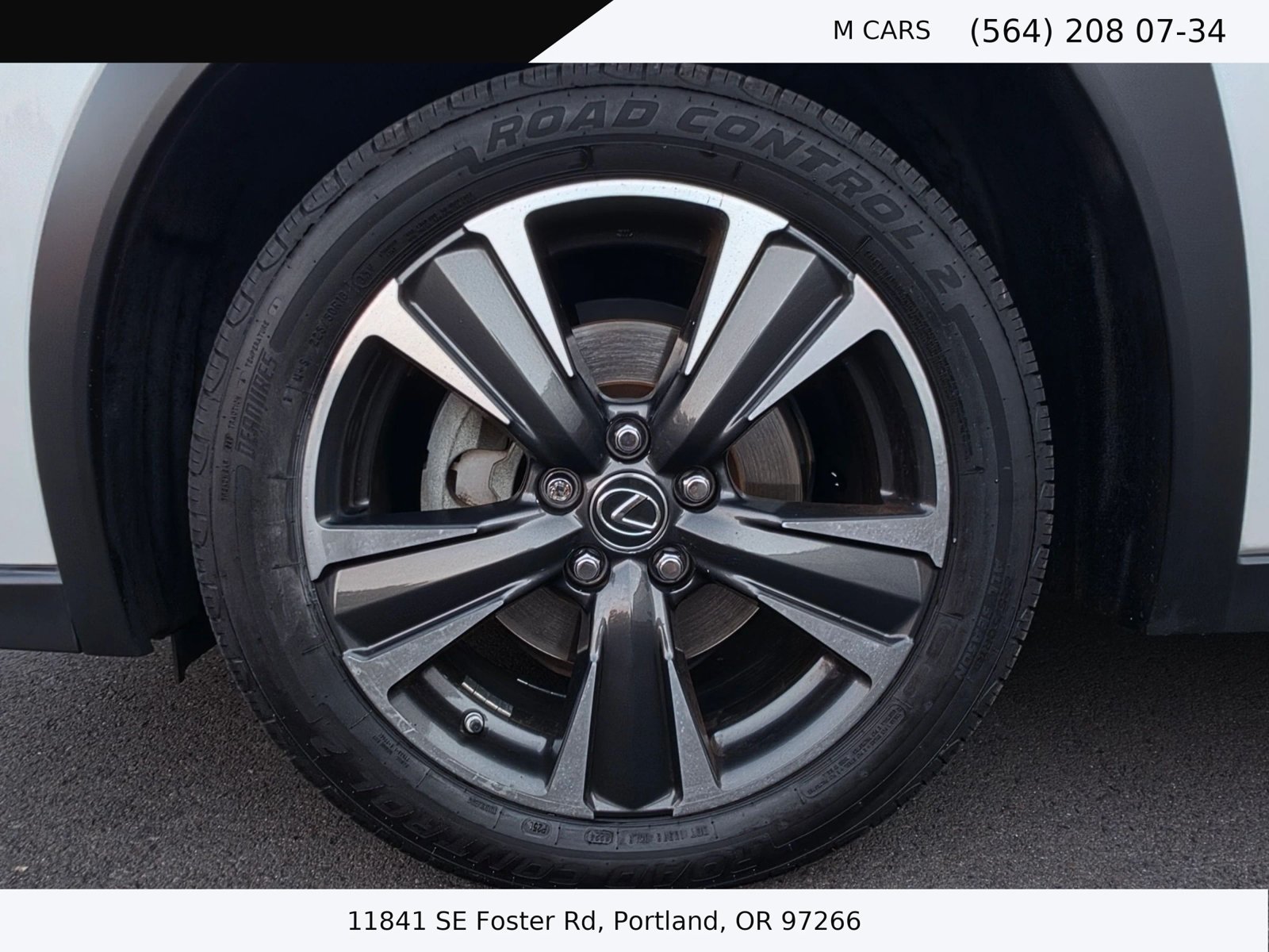 Used 2019 Lexus UX 200 FWD image 27