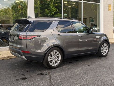 Used 2018 Land Rover Discovery HSE image 7