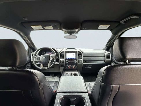Used 2020 Ford Expedition XLT w/ Equipment Group 202A image 9