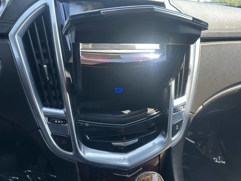 Used 2014 Cadillac SRX Luxury w/ Driver Awareness Package FWD image 19