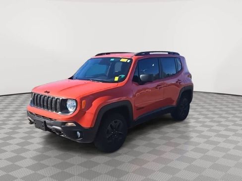 Used 2019 Jeep Renegade Sport image 4