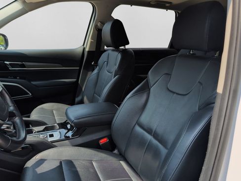Used 2022 Kia Telluride EX w/ EX Premium Package AWD/4WD image 17
