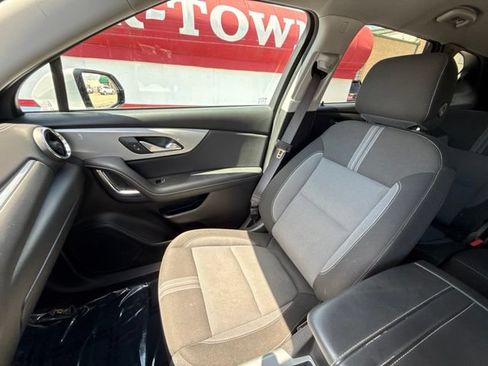 Used 2023 Chevrolet Blazer LT FWD image 13