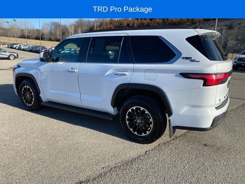 Used 2025 Toyota Sequoia TRD Pro AWD/4WD image 4