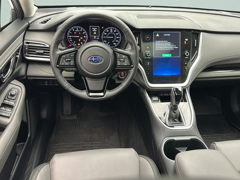 Used 2024 Subaru Outback Onyx Edition AWD/4WD image 11