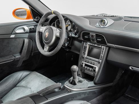 Used 2007 Porsche 911 GT3 RS RWD image 27