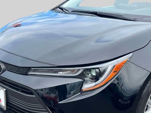 Certified 2023 Toyota Corolla LE w/ LE Convenience Package image 11