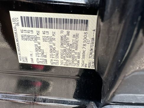 Used 2021 Nissan Rogue SV AWD/4WD image 2