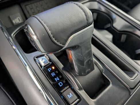 New 2025 Ford F150 Lariat w/ Equipment Group 502A High image 16