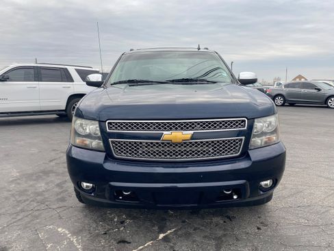 Used 2008 Chevrolet Avalanche LTZ w/ LTZ Preferred Equipment Group image 2