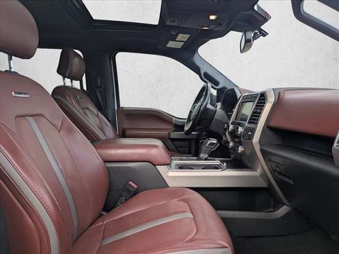 Used 2019 Ford F150 Platinum w/ Equipment Group 701A Luxury AWD/4WD image 17