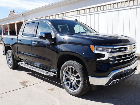 New 2026 Chevrolet Silverado 1500 LTZ AWD/4WD image 2