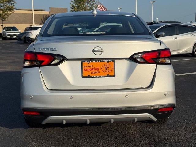 Certified 2025 Nissan Versa SV FWD image 4