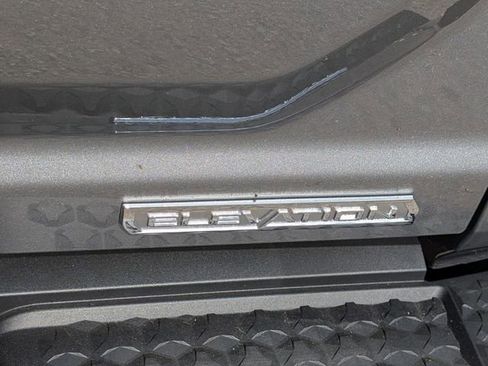 New 2026 GMC Canyon Elevation w/ Convenience Package image 5