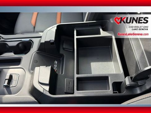 New 2026 GMC Sierra 2500 AT4 w/ AT4 Premium Plus Package AWD/4WD image 38