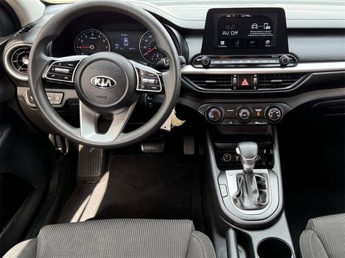 Used 2020 Kia Forte LXS image 11