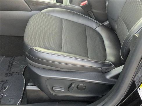 New 2025 Ford Escape SE image 4