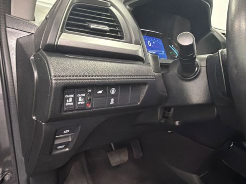 Used 2024 Honda Odyssey EX-L image 34