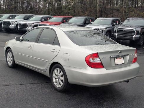 Used 2003 Toyota Camry XLE image 5