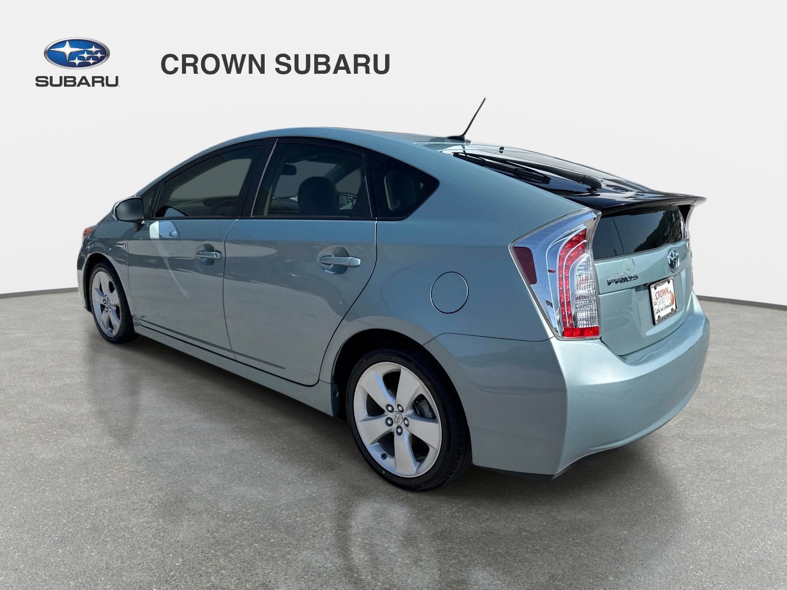 Used 2015 Toyota Prius Five w/ Advanced Technology Package FWD image 6