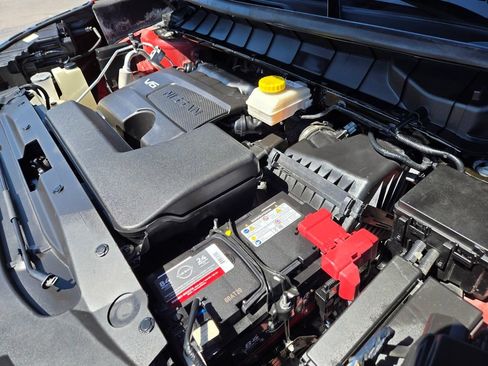 Used 2023 Nissan Pathfinder SL FWD image 22