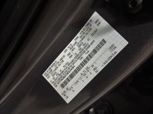 Used 2022 Ford F250 XLT w/ Black Appearance Package image 34