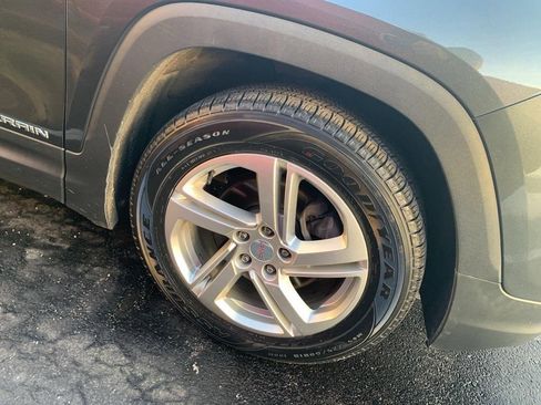 Used 2018 GMC Terrain SLE image 21