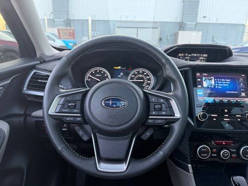 Used 2022 Subaru Forester Limited image 7