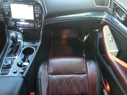 Used 2021 Nissan Maxima Platinum w/ 40th Anniversary Package FWD image 25