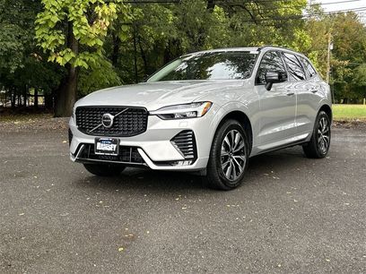 New 2025 Volvo XC60 B5 Core w/ Protection Package Premier