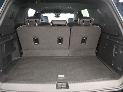 New 2026 Chevrolet Traverse RS w/ LPO, Floor Liner Package FWD image 18