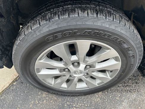 Used 2015 Toyota Sequoia Limited image 4