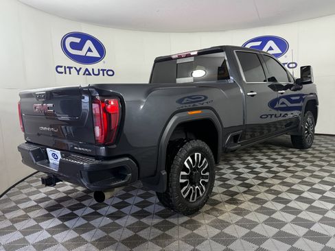 Used 2020 GMC Sierra 3500 Denali w/ Denali Ultimate Package image 4