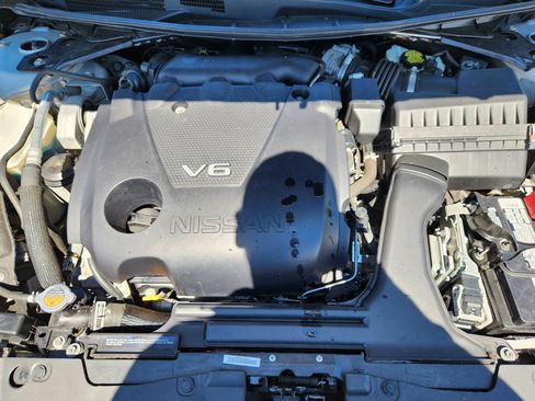 Used 2019 Nissan Maxima 3.5 SV w/ Floor Mat Group FWD image 18