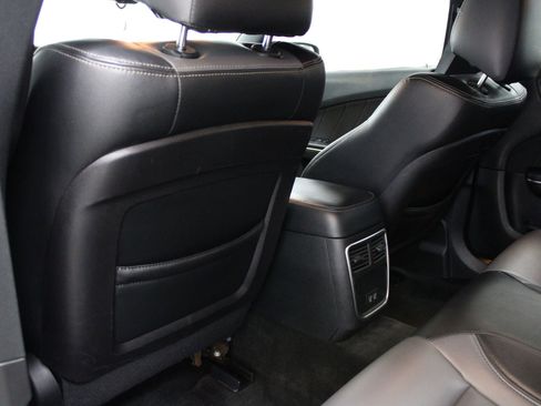 Used 2016 Dodge Charger R/T RWD image 18
