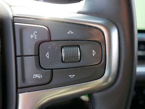 Used 2025 Chevrolet Silverado 1500 LT AWD/4WD image 31