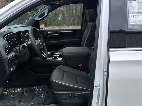 New 2025 Chevrolet Tahoe Premier image 13