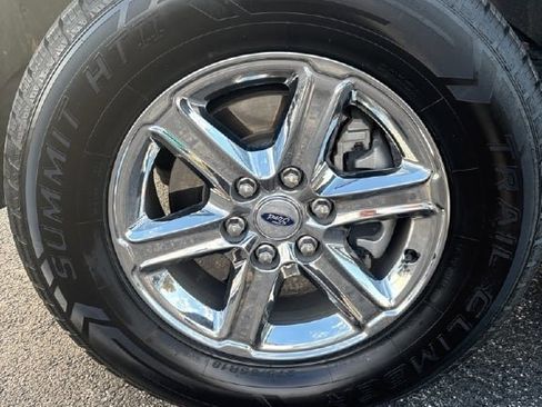 Used 2024 Ford F150 XLT w/ Mobile Office Package image 5